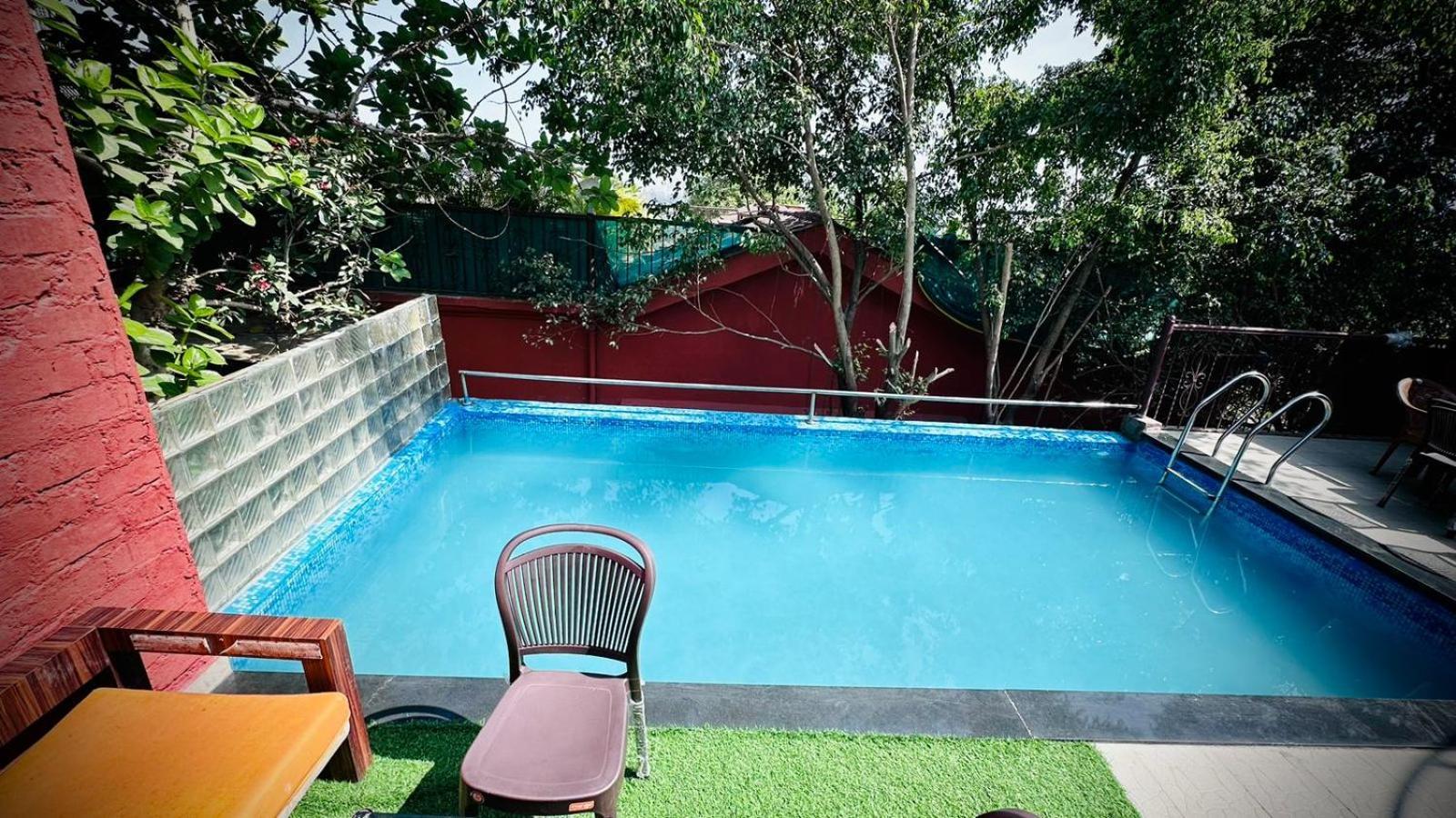 Royal Casa Bella Villa Mumbai Exterior photo